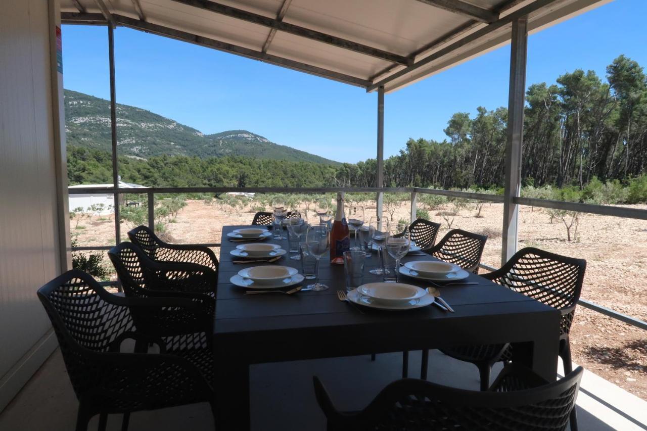 Robinson Olive Tree Huts Villa Čara Eksteriør billede